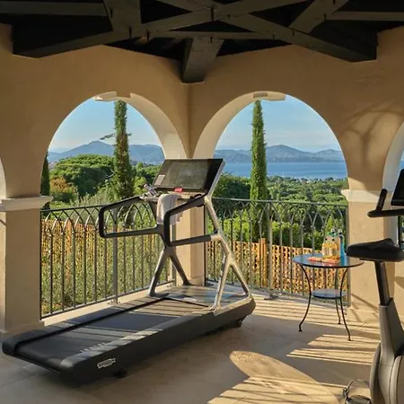 Airelles Chateau De La Messardiere Отель