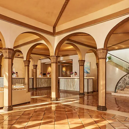 Отель Airelles Chateau De La Messardiere Сен-Тропе