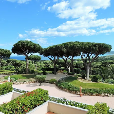 Airelles Chateau De La Messardiere Отель