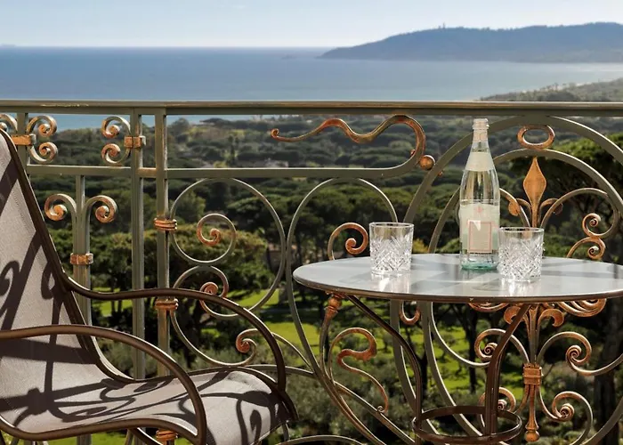 Airelles Chateau De La Messardiere 5*