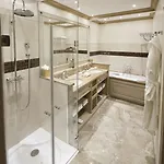 Airelles Chateau De La Messardiere Готель Сен-Тропе