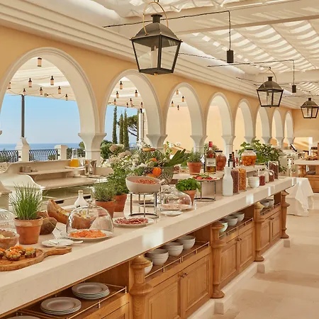 Airelles Chateau De La Messardiere Ξενοδοχείο 5*