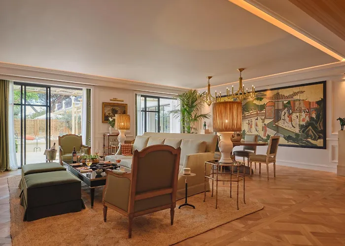 Готель Airelles Chateau De La Messardiere