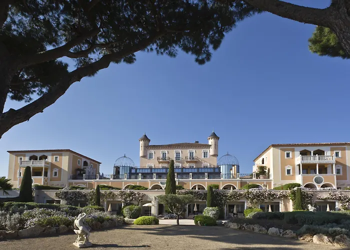 Готель Airelles Chateau De La Messardiere 5*